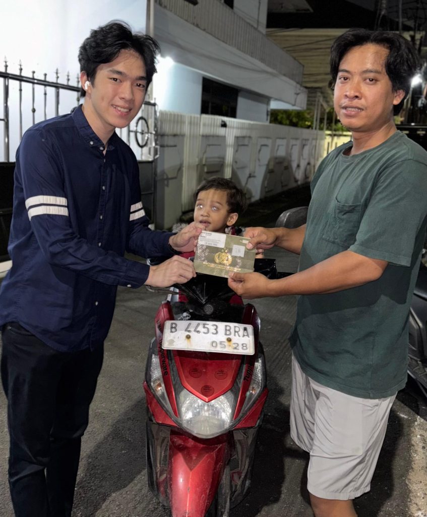 Di Tengah Kesibukan, CEO Althur Garage Tetap Turun Langsung Layani Pembelian Motor Rp6 Jutaan atas Permintaan Konsumen