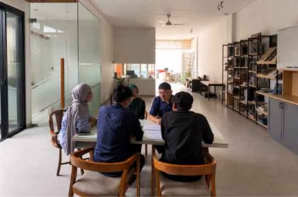 interior pengisi rumah