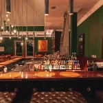 Bar bergaya 1930 an